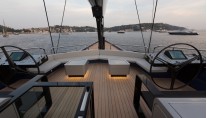 superyacht Better Place Sundeck forward social area - Photo Gilles Martin-Raget
